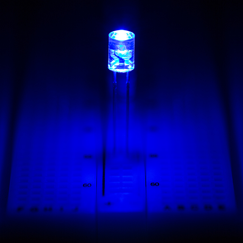 5mm Blue LED - 470 nm - T1 3/4 LED w/ 30 Degree Viewing Angle